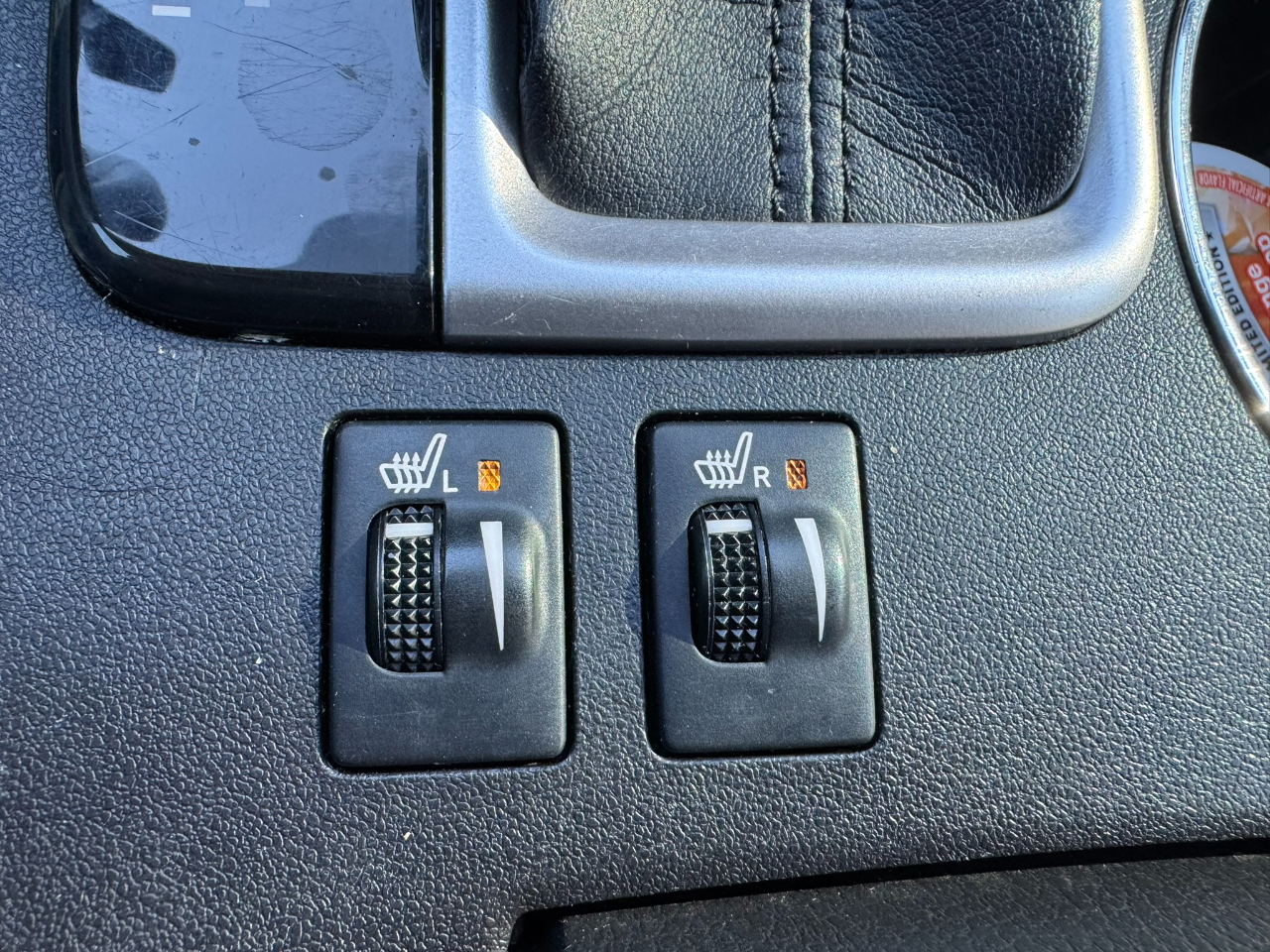 Toyota Highlander SE V6 FWD (Natl) 2017