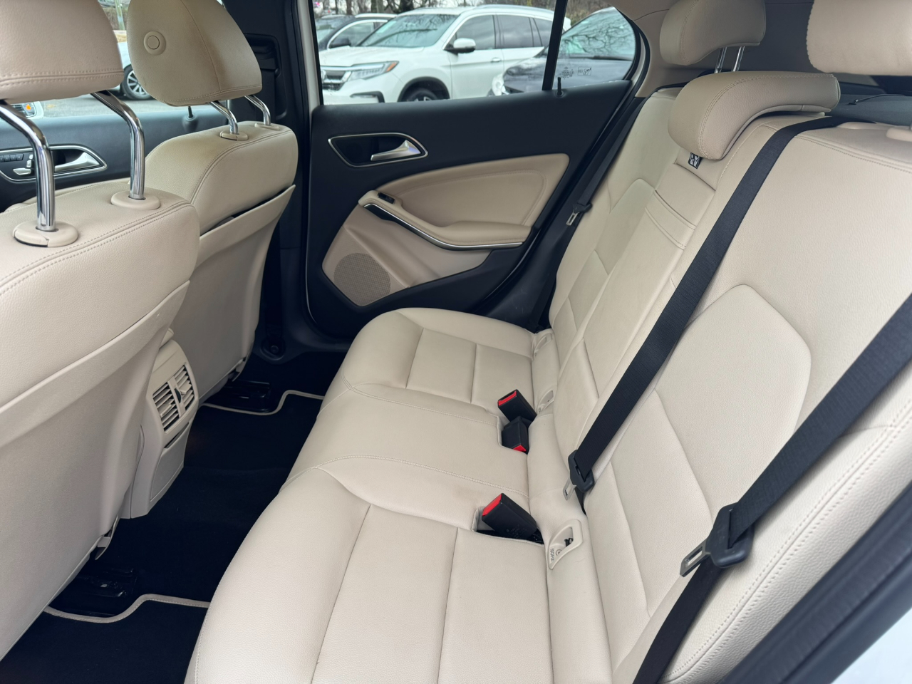 Mercedes-Benz GLA GLA 250 SUV 2019