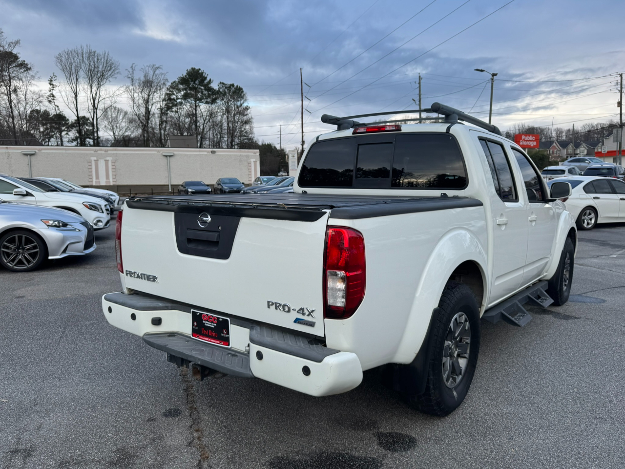 Nissan Frontier Crew Cab 4x4 PRO-4X Auto 2017