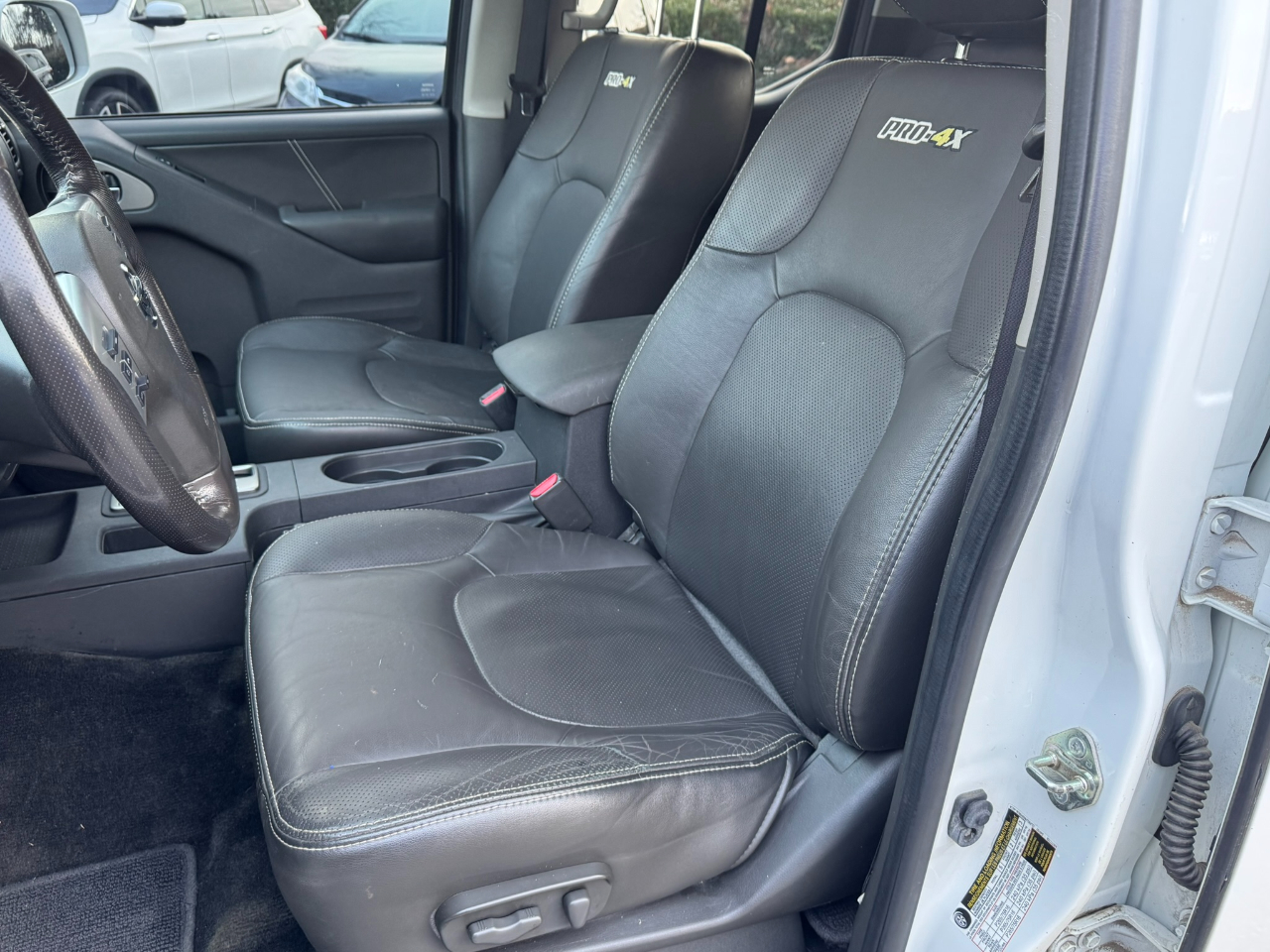 Nissan Frontier Crew Cab 4x4 PRO-4X Auto 2017