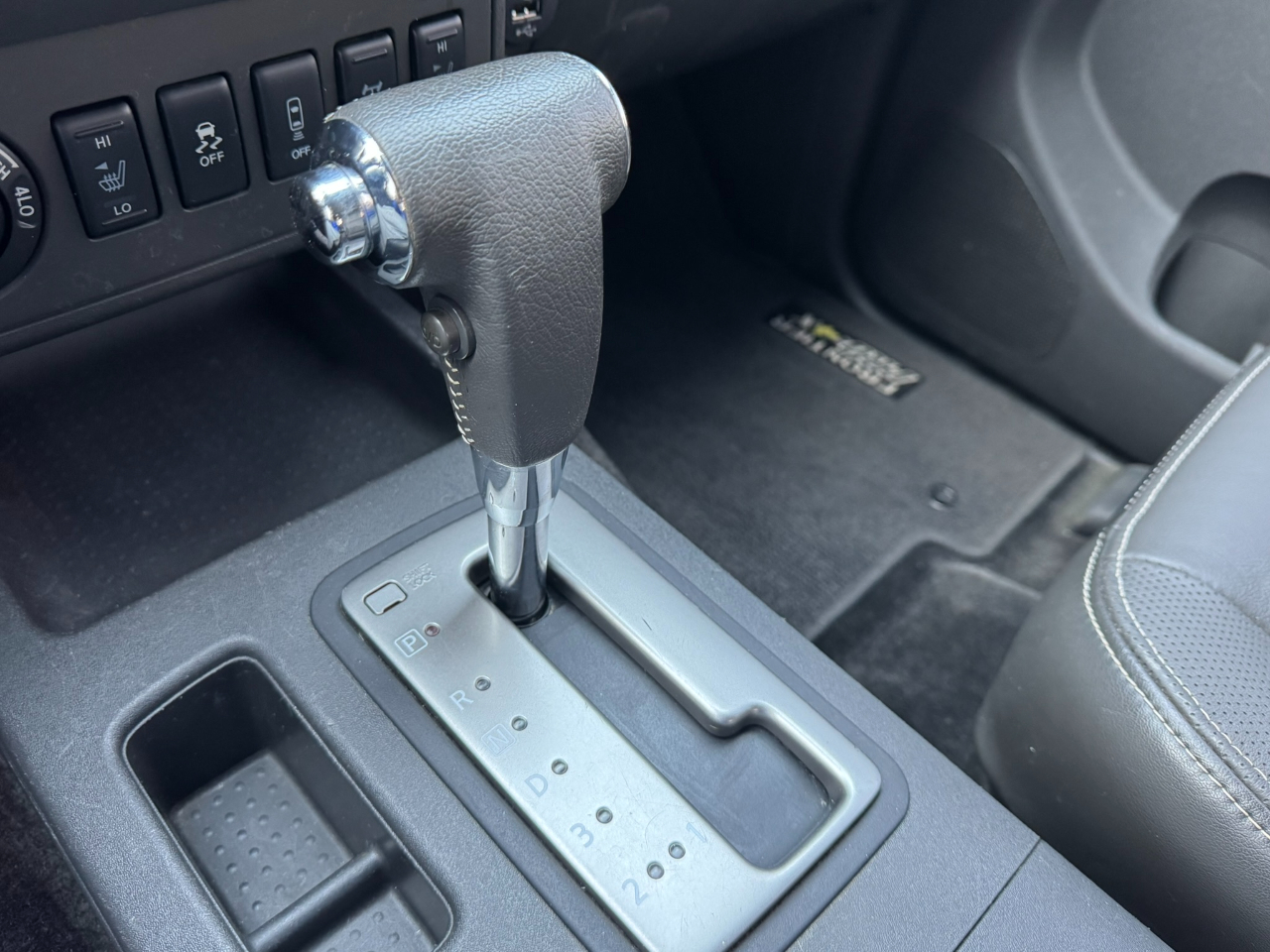 Nissan Frontier Crew Cab 4x4 PRO-4X Auto 2017