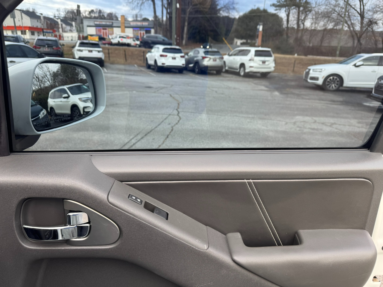 Nissan Frontier Crew Cab 4x4 PRO-4X Auto 2017