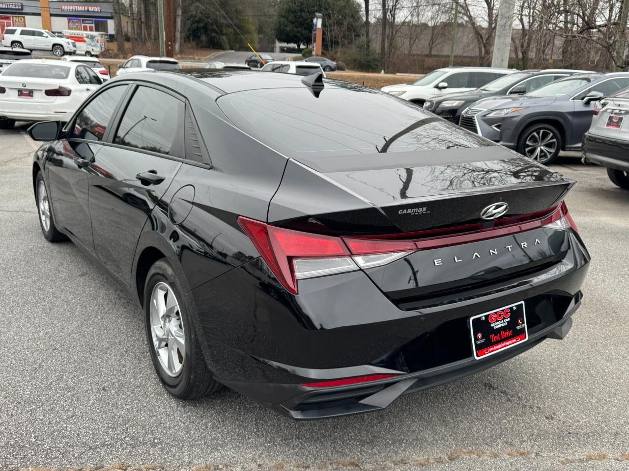 Hyundai Elantra SE IVT 2021