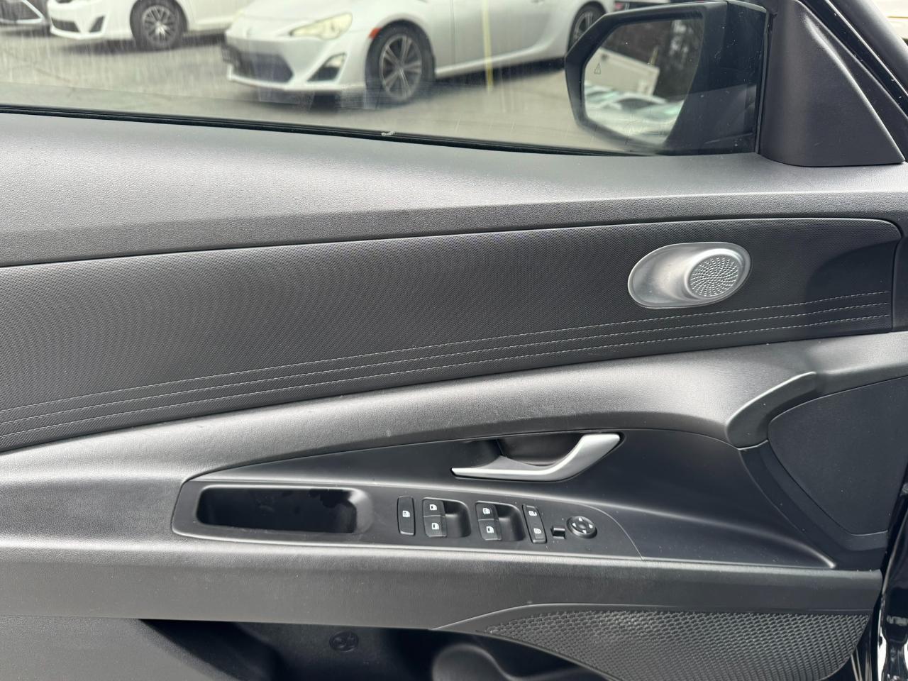 Hyundai Elantra SE IVT 2021