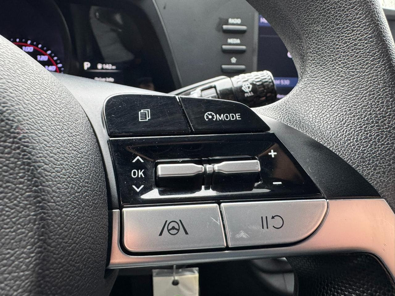 Hyundai Elantra SE IVT 2021