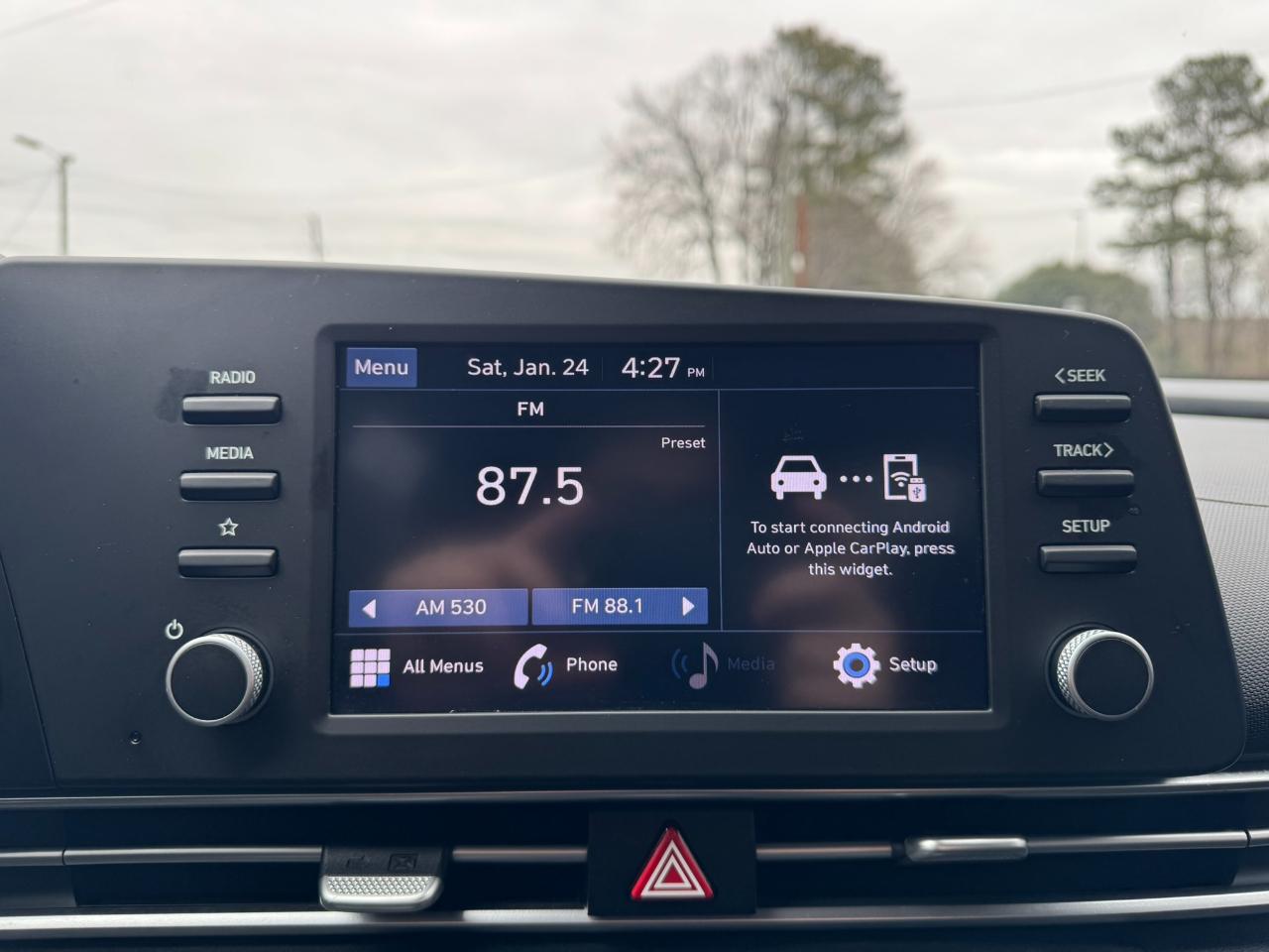 Hyundai Elantra SE IVT 2021