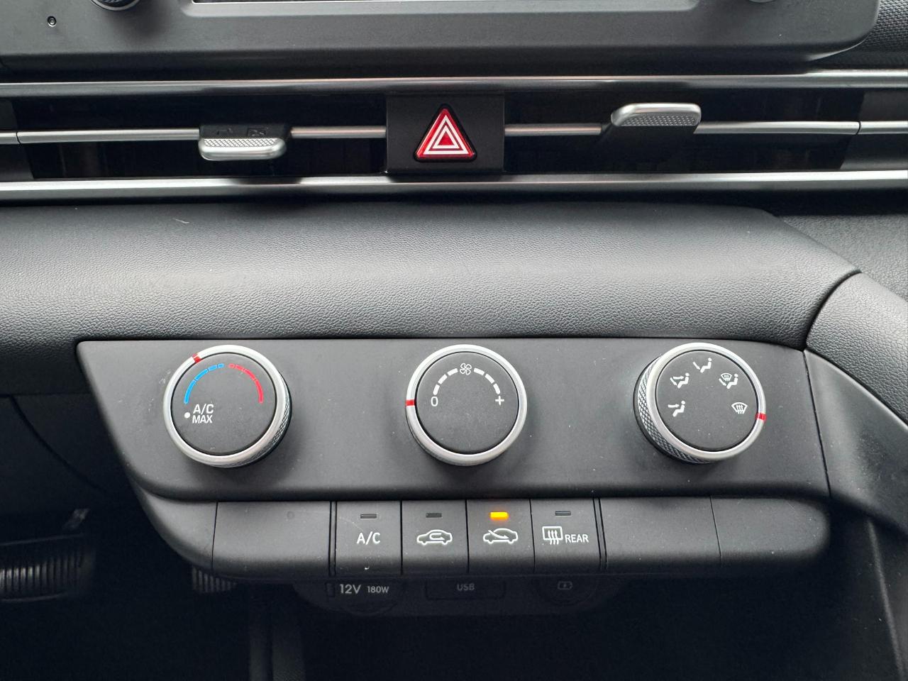 Hyundai Elantra SE IVT 2021