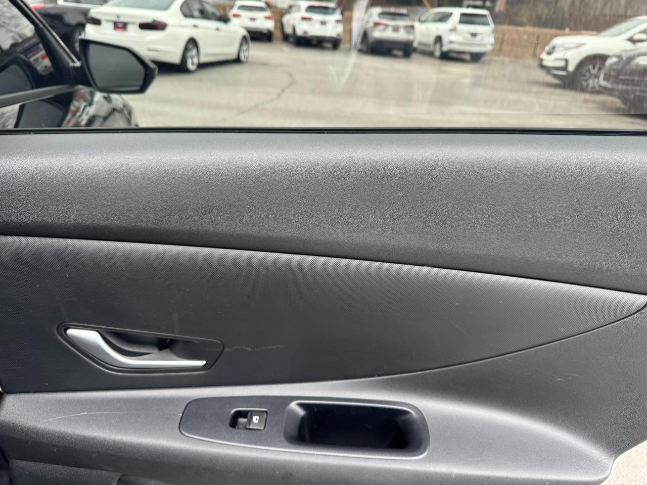 Hyundai Elantra SE IVT 2021