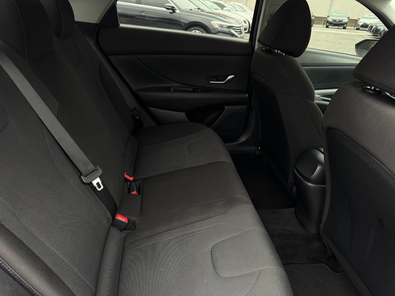 Hyundai Elantra SE IVT 2021