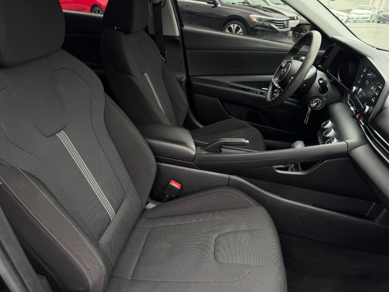 Hyundai Elantra SE IVT 2021