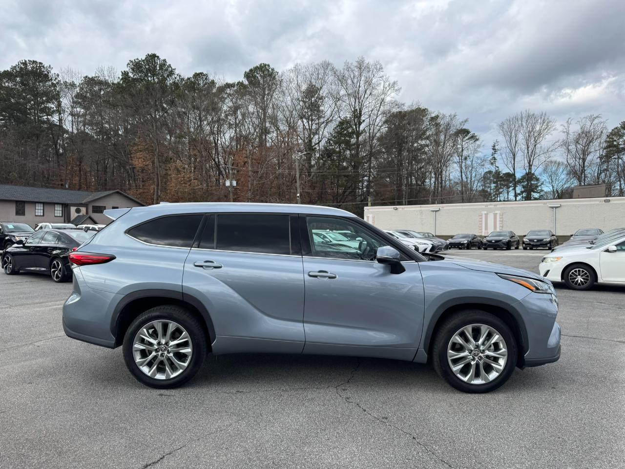 Toyota Highlander Limited FWD (Natl) 2020