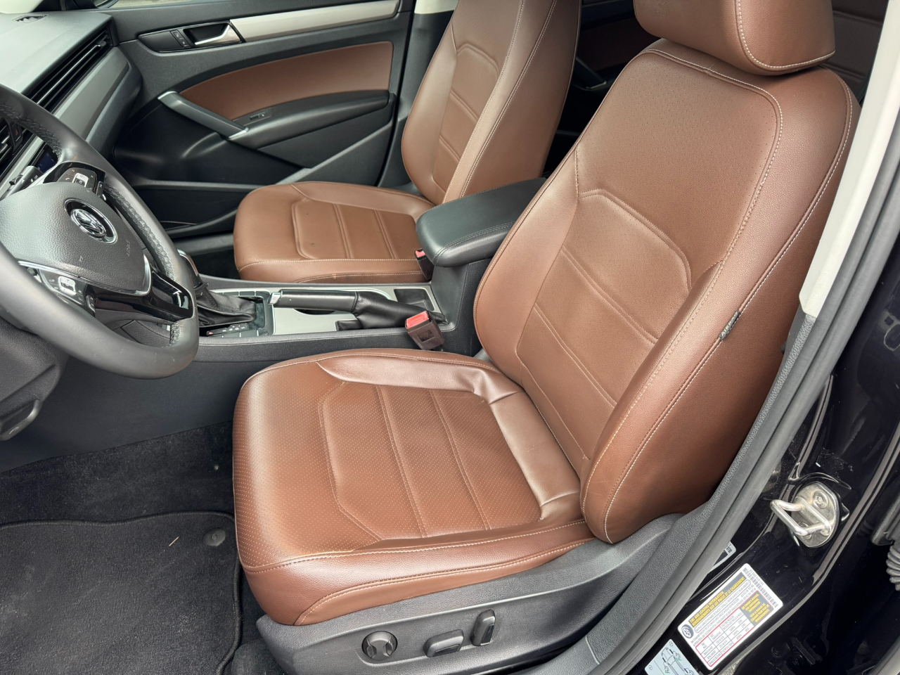 Volkswagen Passat 2.0T SE Auto 2022