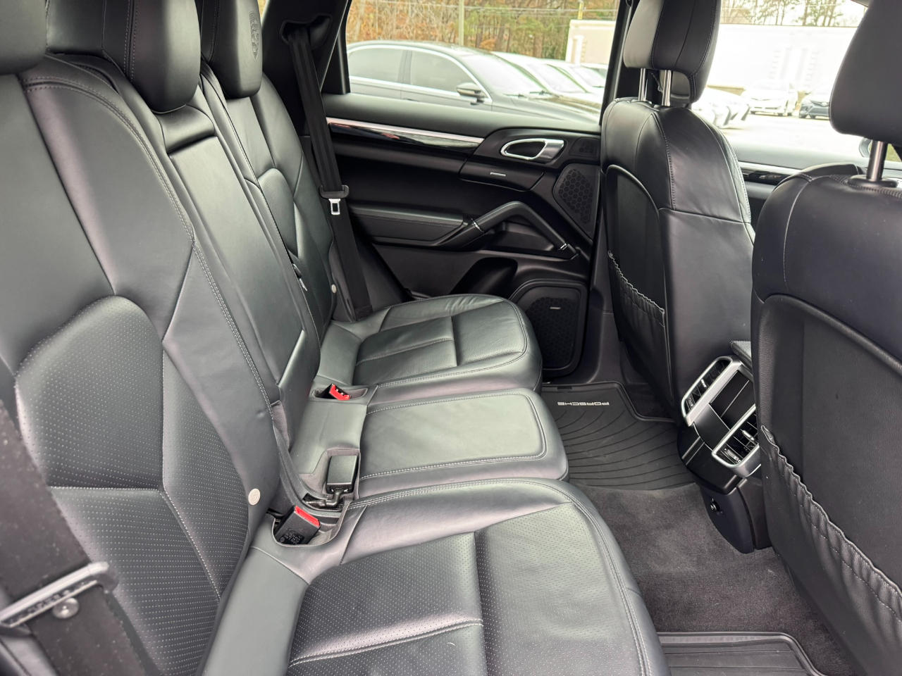 Porsche Cayenne AWD 4dr Platinum Edition 2014