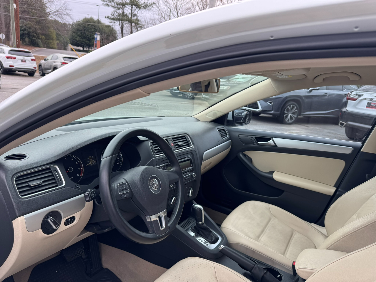 Volkswagen Jetta Sedan 4dr Auto SE 2014