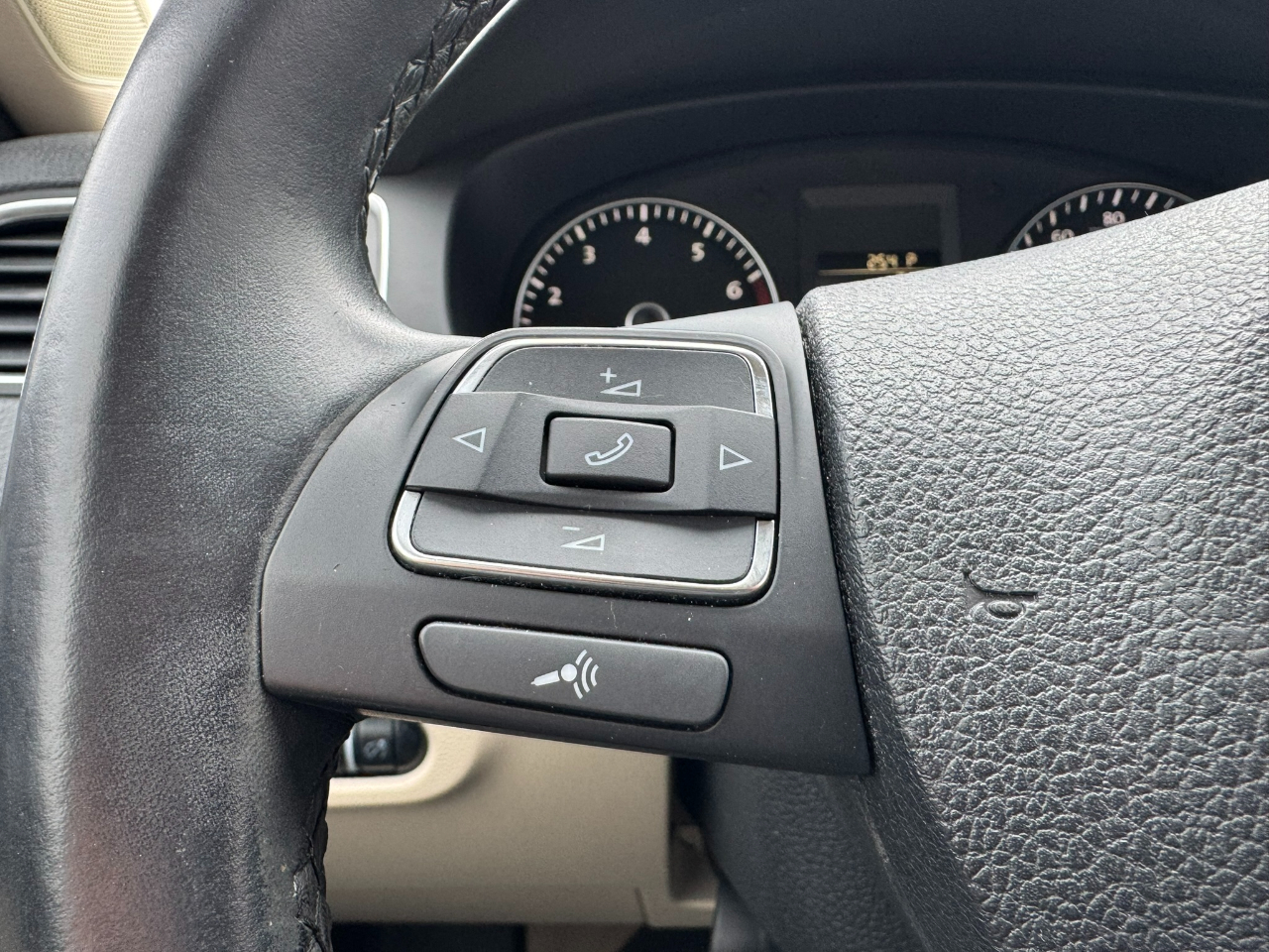 Volkswagen Jetta Sedan 4dr Auto SE 2014