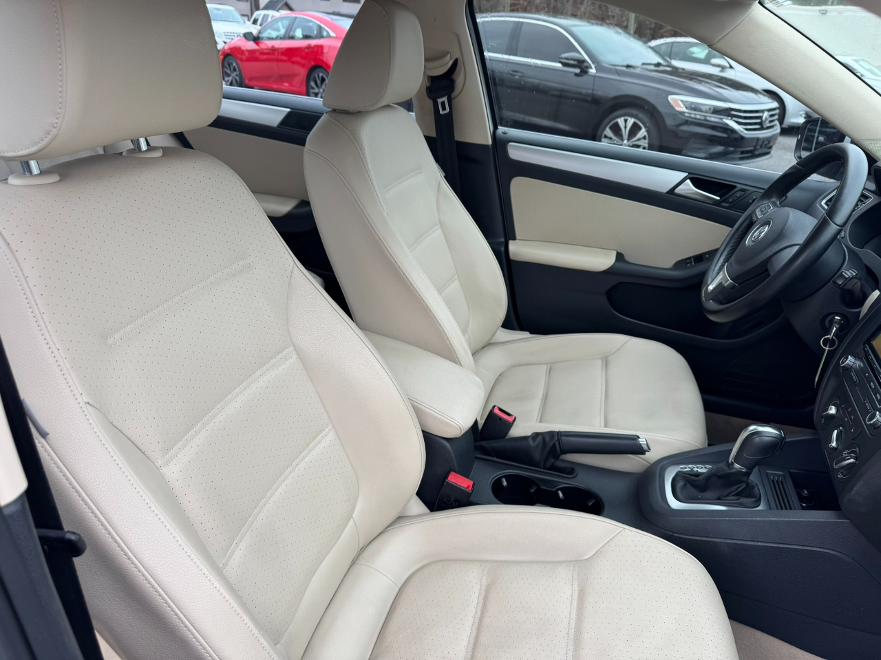 Volkswagen Jetta Sedan 4dr Auto SE 2014