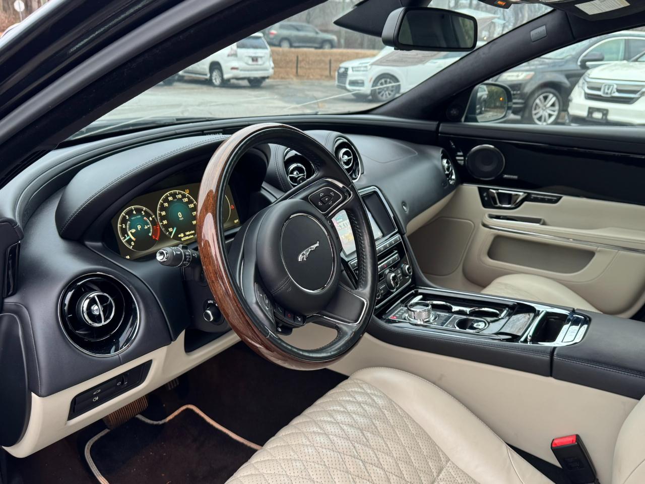 Jaguar XJ 4dr Sdn XJL Portfolio RWD 2016