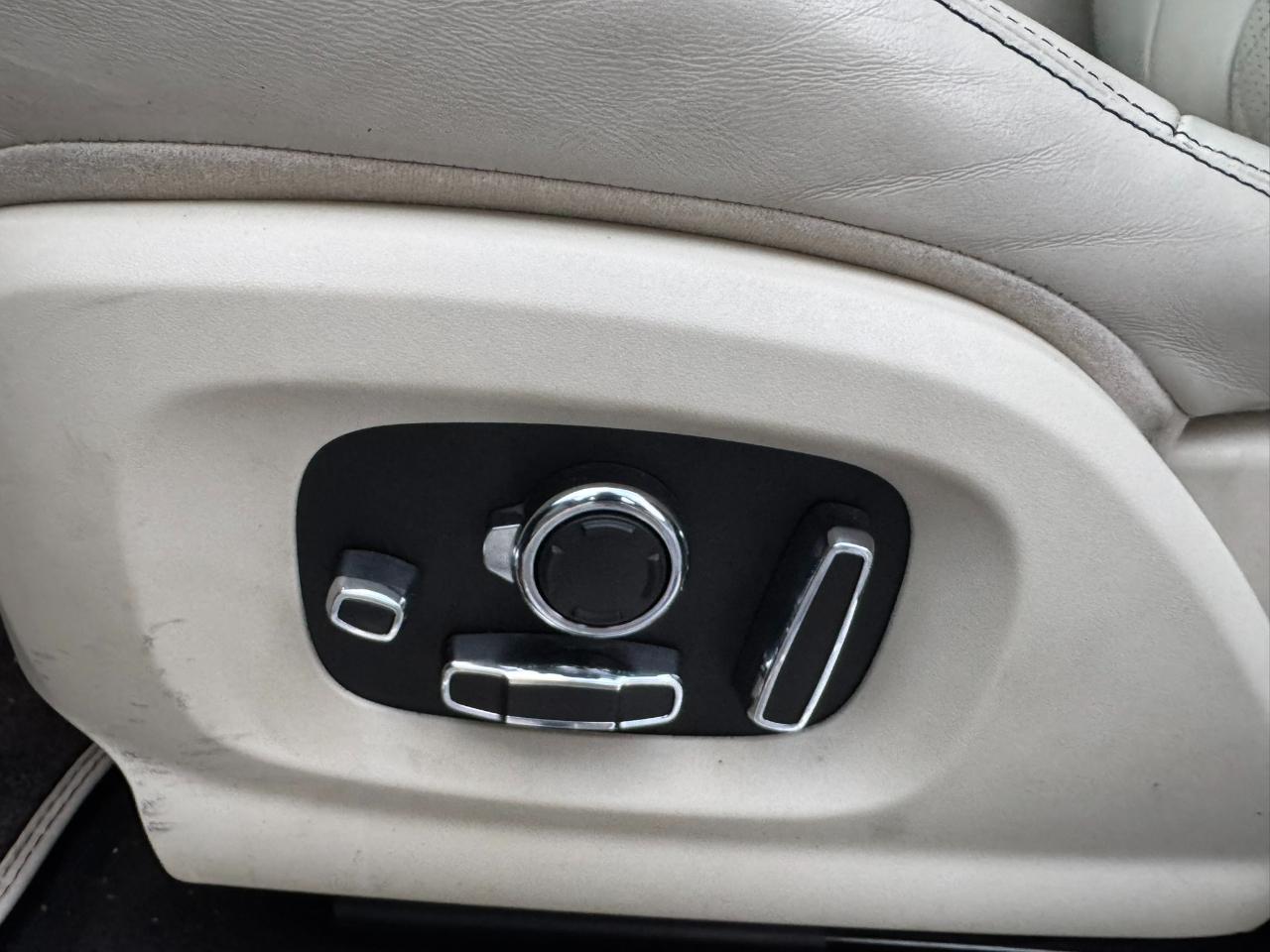 Jaguar XJ 4dr Sdn XJL Portfolio RWD 2016