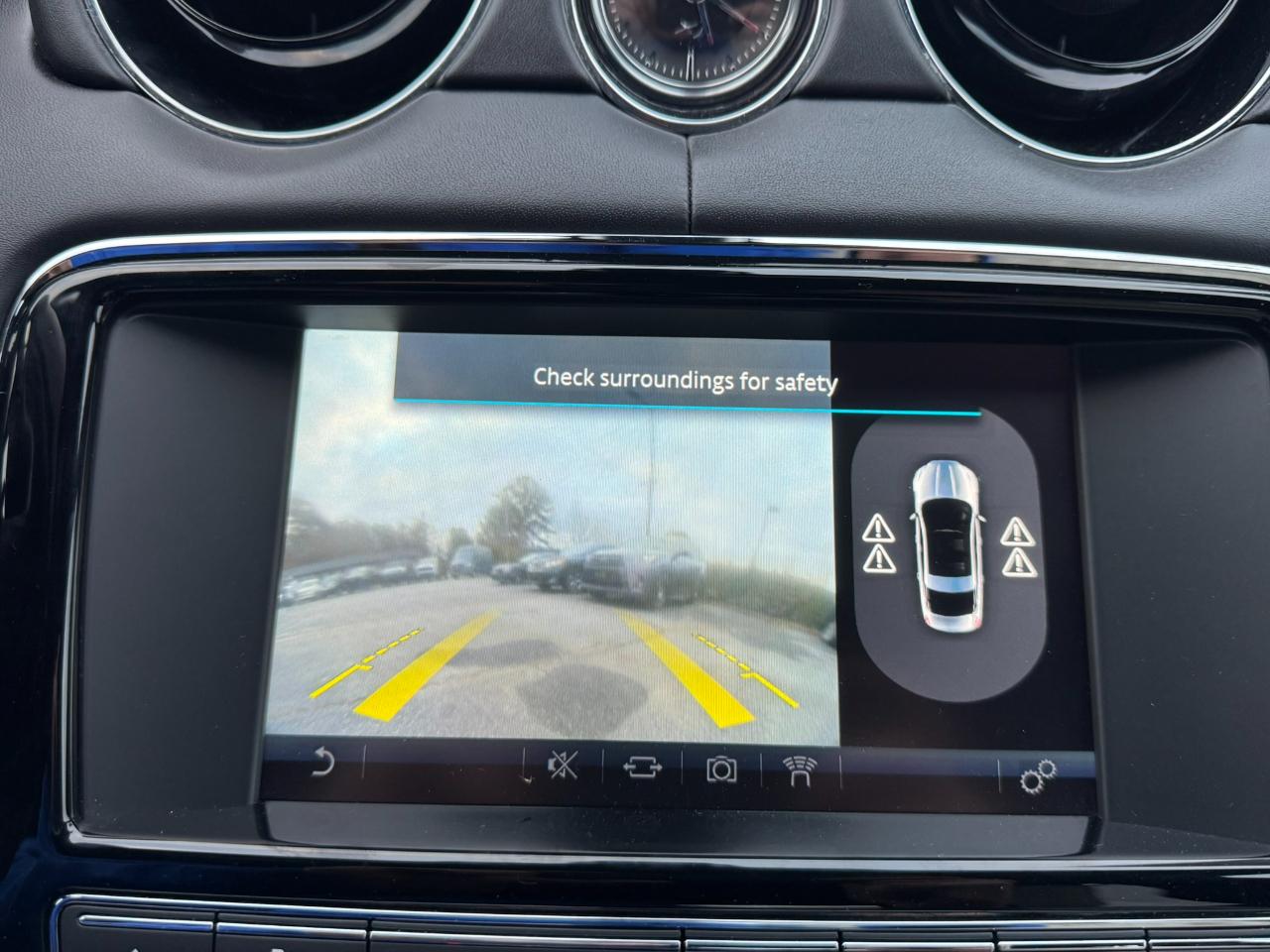 Jaguar XJ 4dr Sdn XJL Portfolio RWD 2016