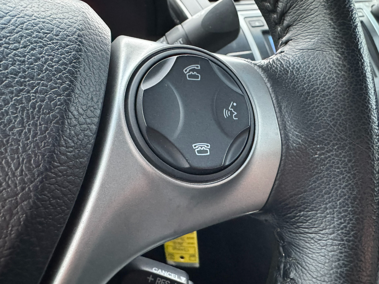 Toyota Camry 4dr Sdn I4 Auto SE Sport Limited Edition (Natl) 2012