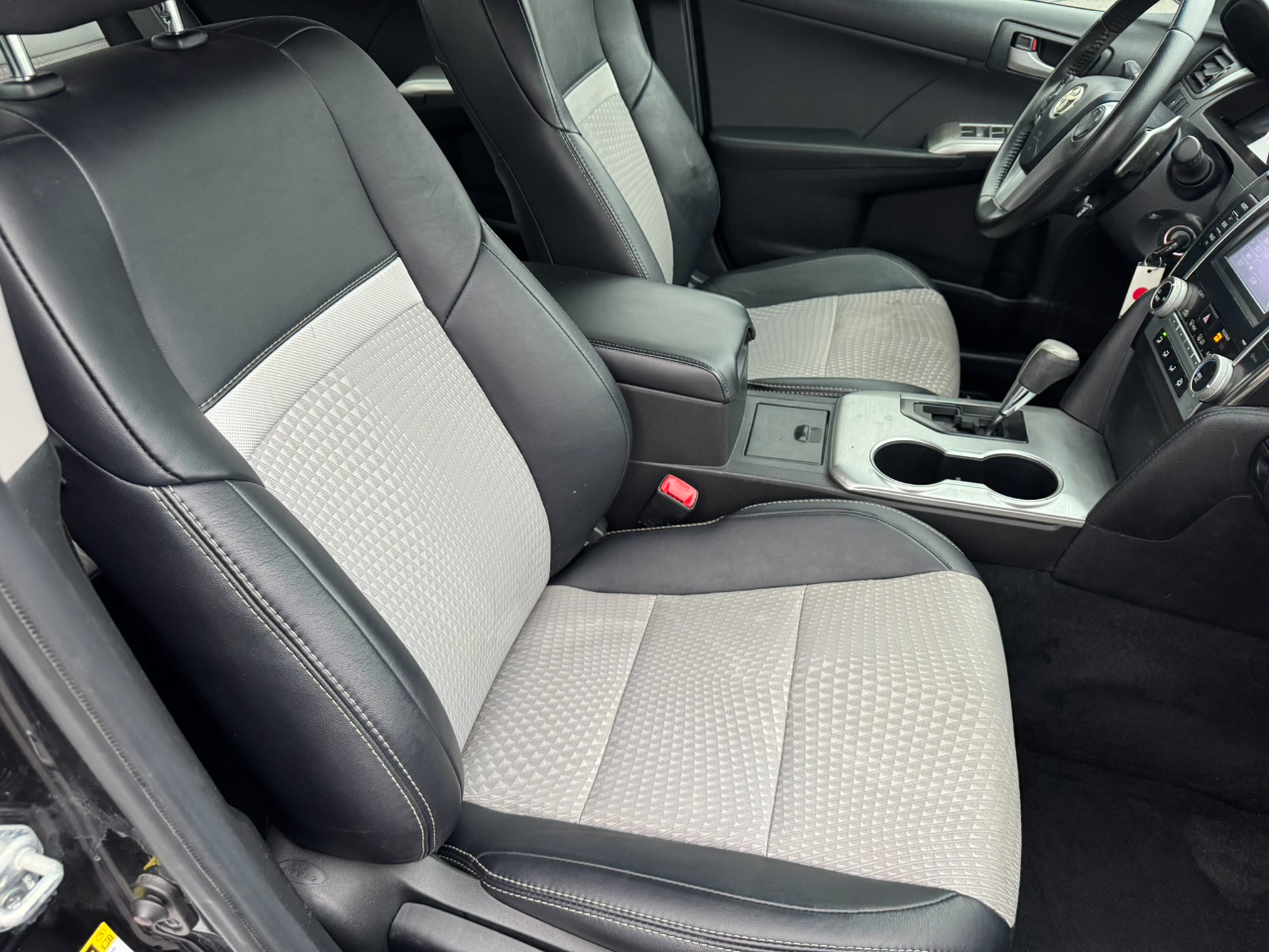 Toyota Camry 4dr Sdn I4 Auto SE Sport Limited Edition (Natl) 2012