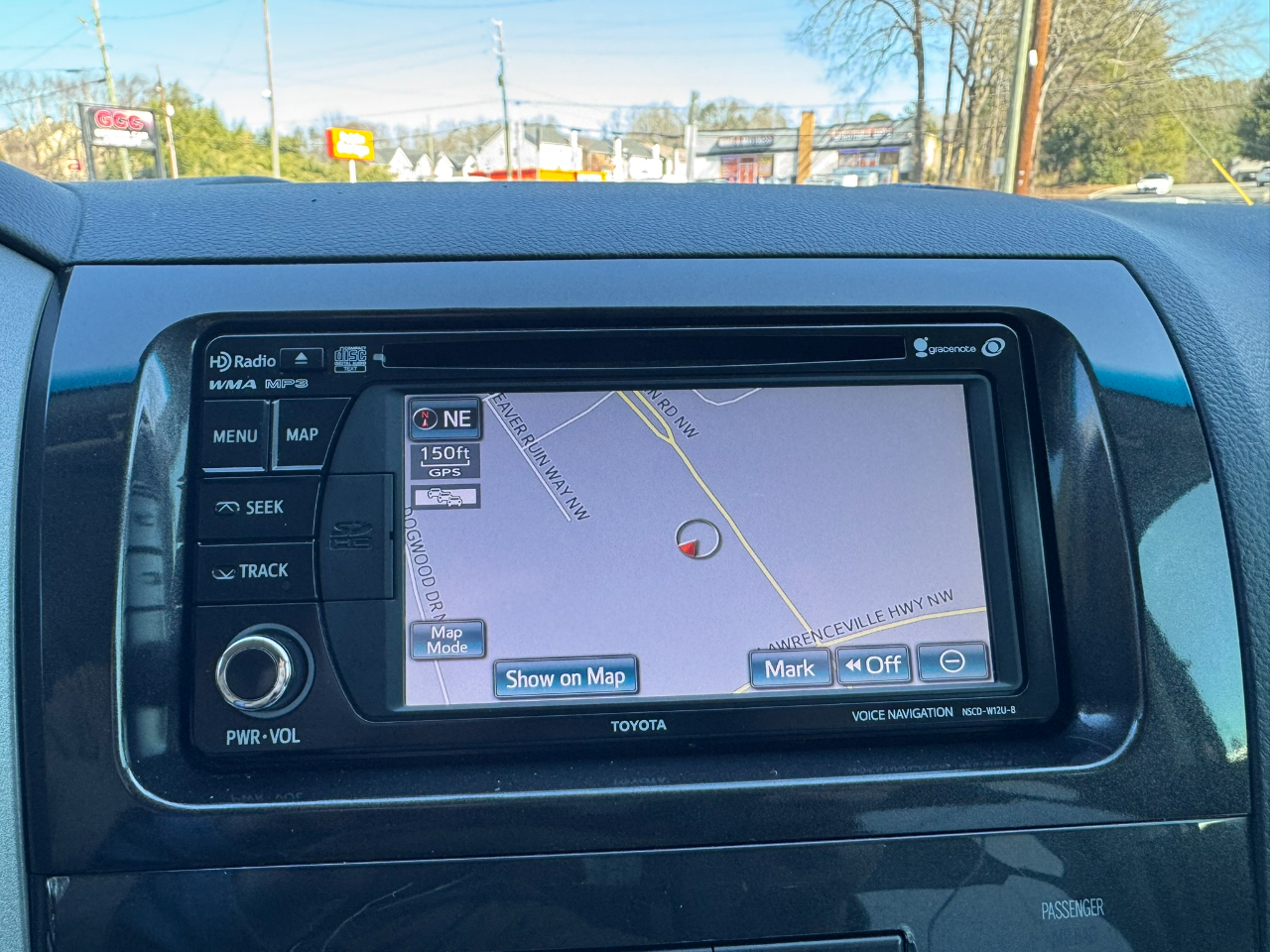 Toyota Tundra 4WD Truck CrewMax 5.7L FFV V8 6-Spd AT (Natl) 2013