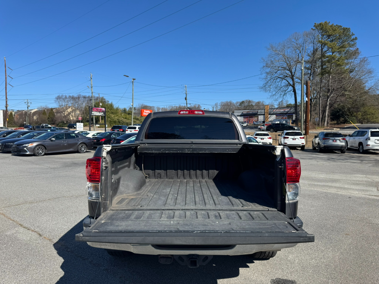 Toyota Tundra 4WD Truck CrewMax 5.7L FFV V8 6-Spd AT (Natl) 2013