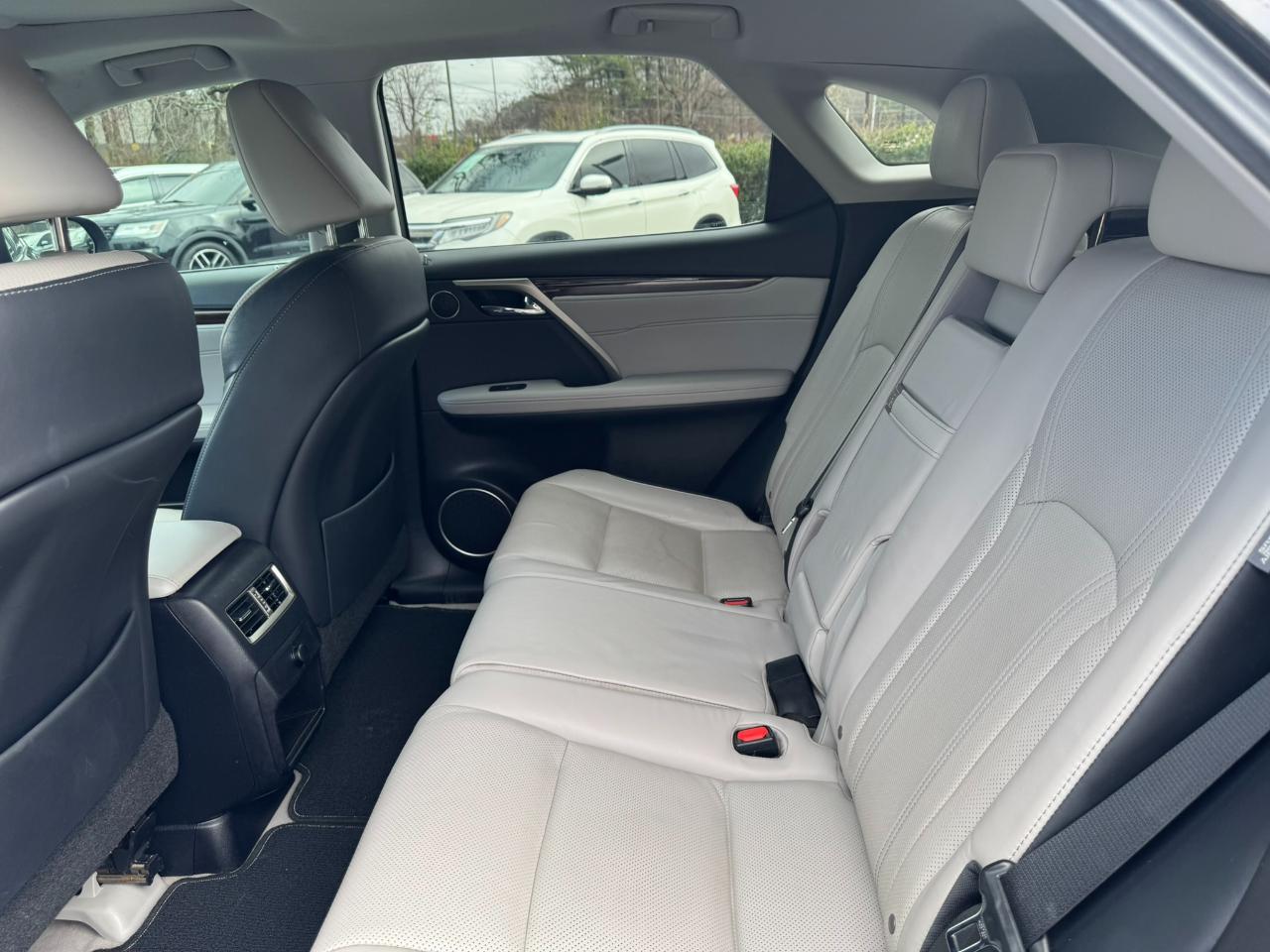 Lexus RX RX 350 FWD 2017