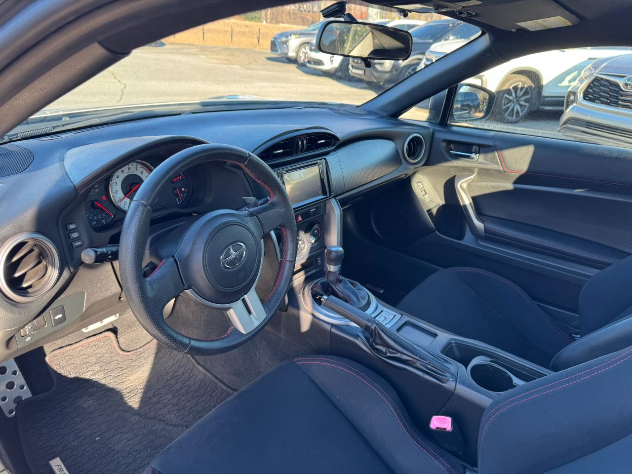 Scion FR-S 2dr Cpe Auto (Natl) 2013