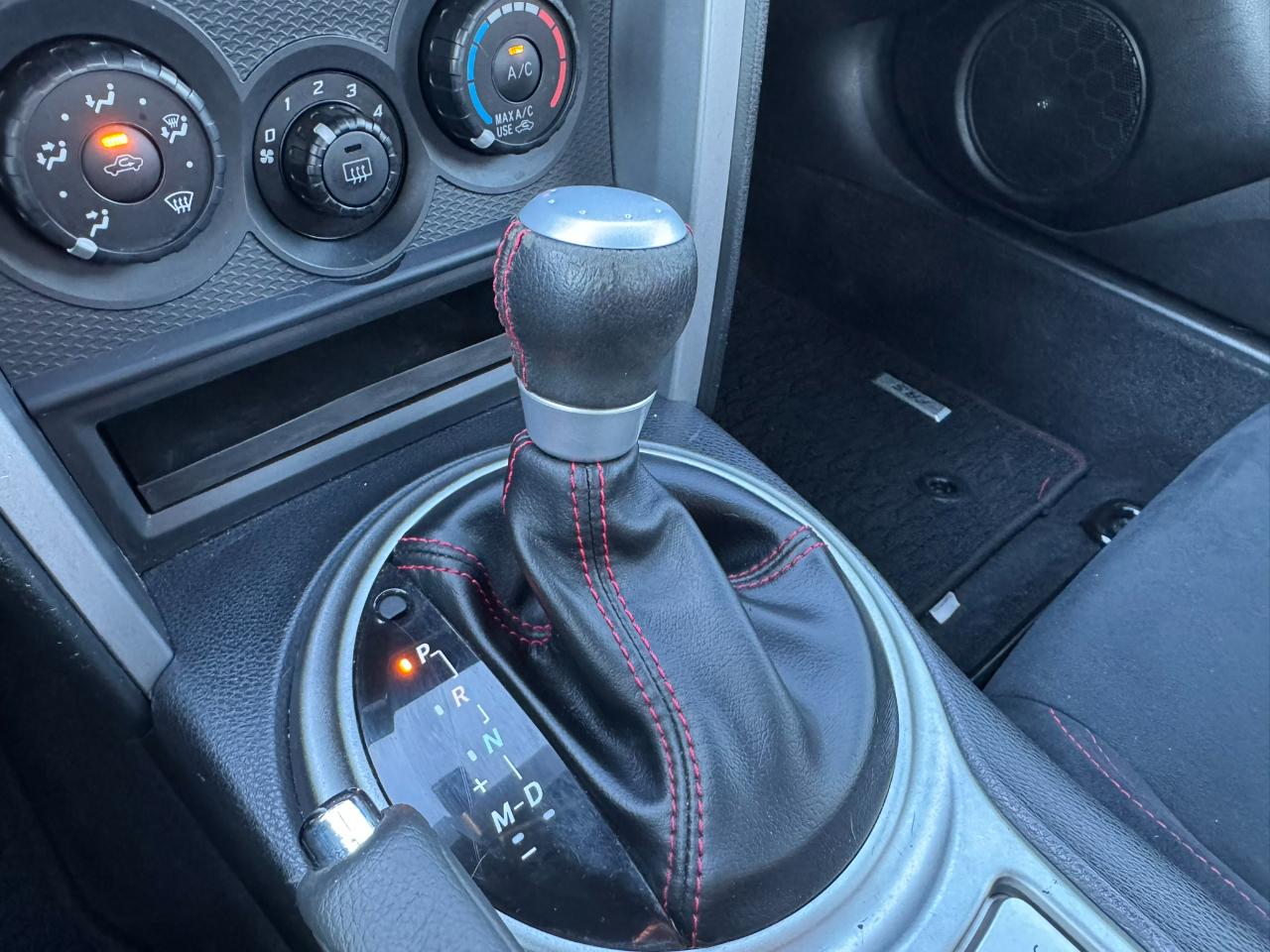 Scion FR-S 2dr Cpe Auto (Natl) 2013