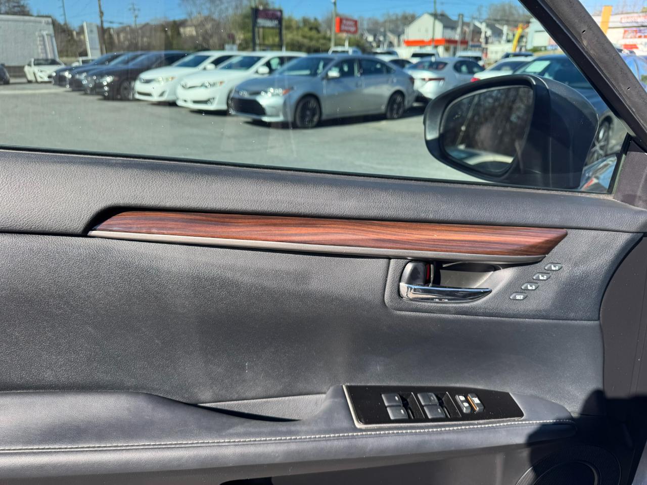 Lexus ES ES 350 FWD 2017