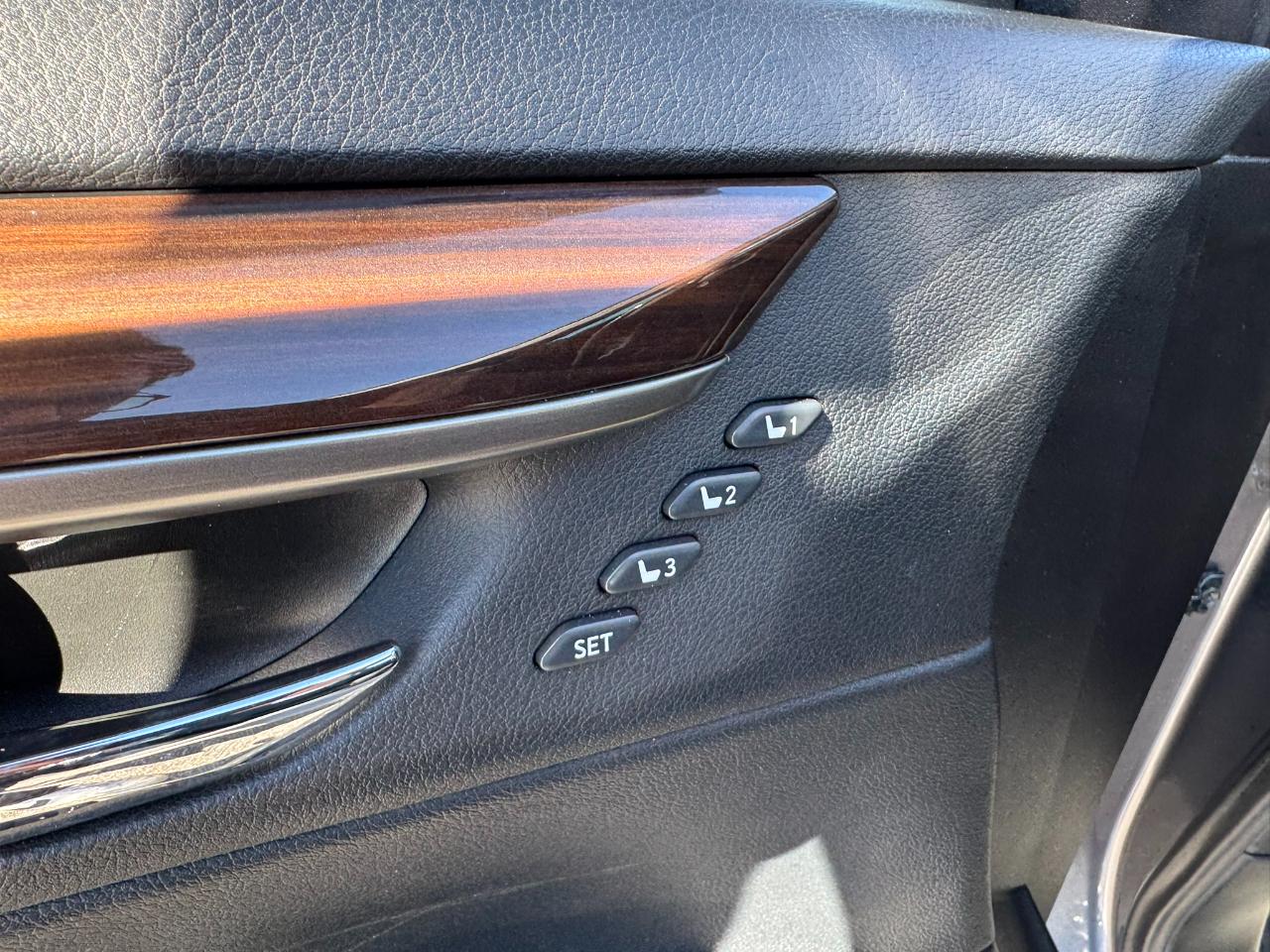 Lexus ES ES 350 FWD 2017