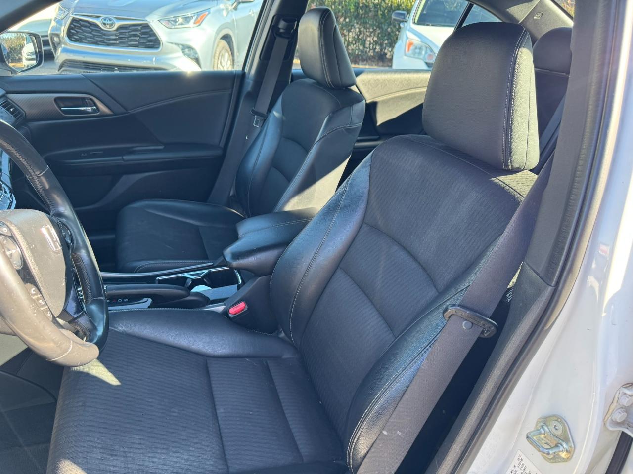 Honda Accord Sedan Sport CVT 2017