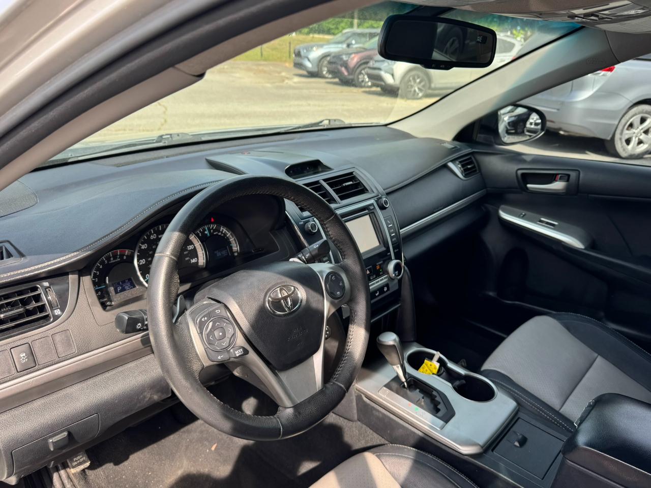 Toyota Camry 4dr Sdn I4 Auto SE Sport Limited Edition (Natl) 2012