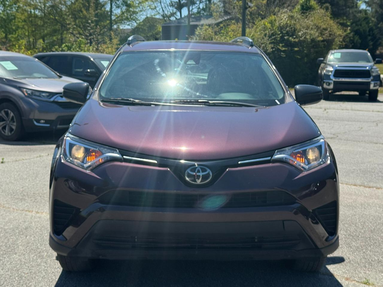 Toyota RAV4 LE FWD (Natl) 2018