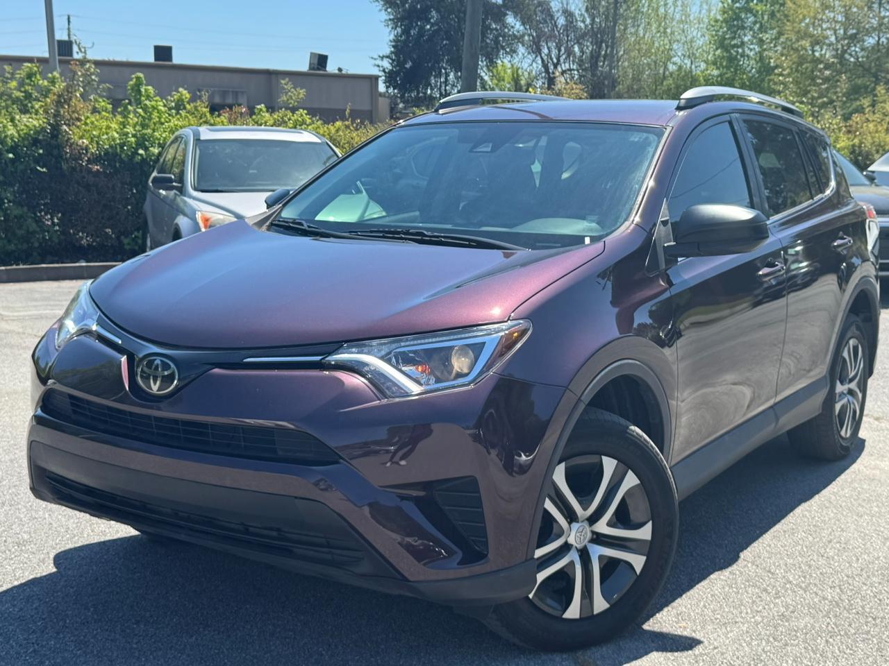 Toyota RAV4 LE FWD (Natl) 2018