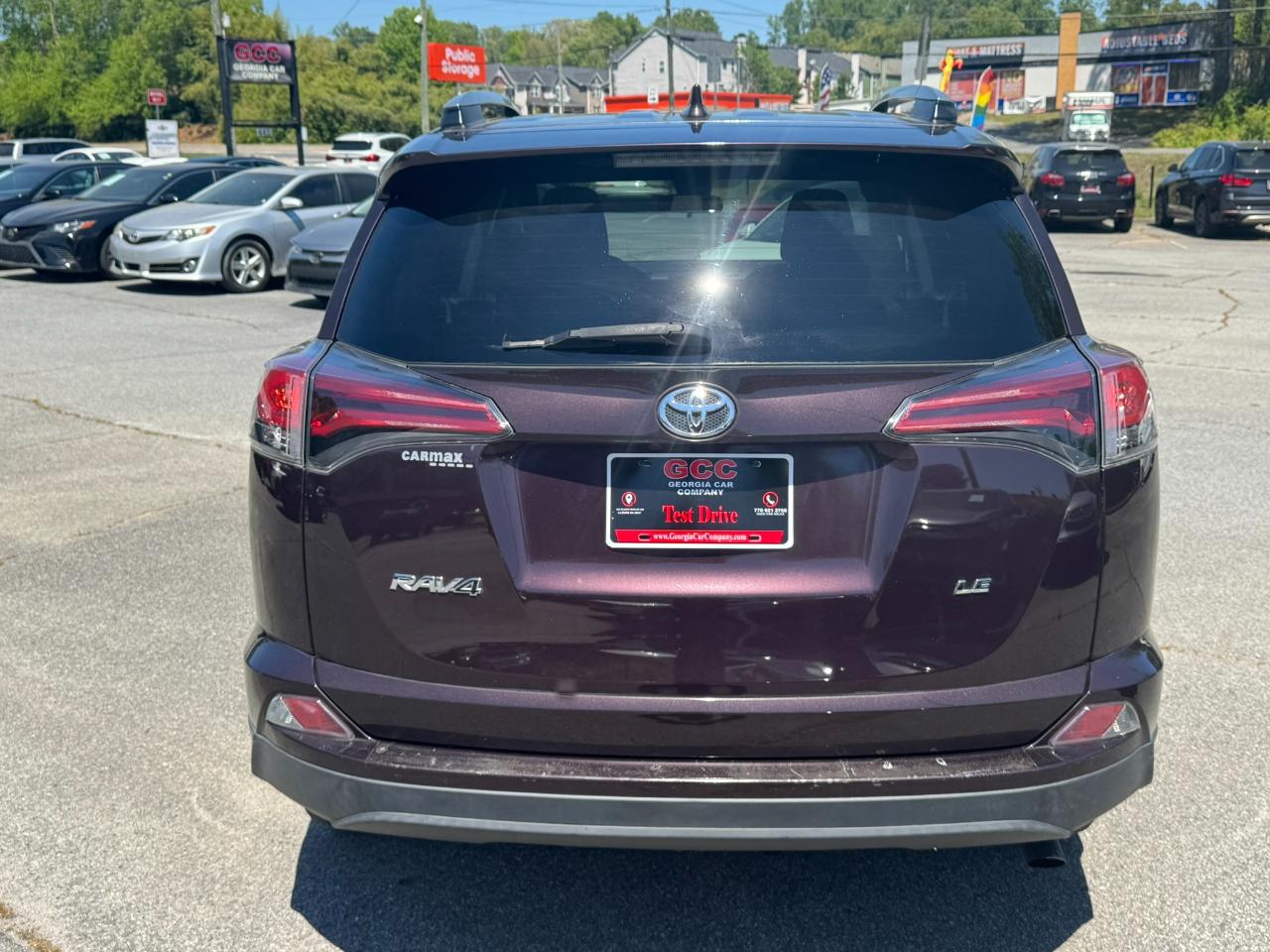 Toyota RAV4 LE FWD (Natl) 2018