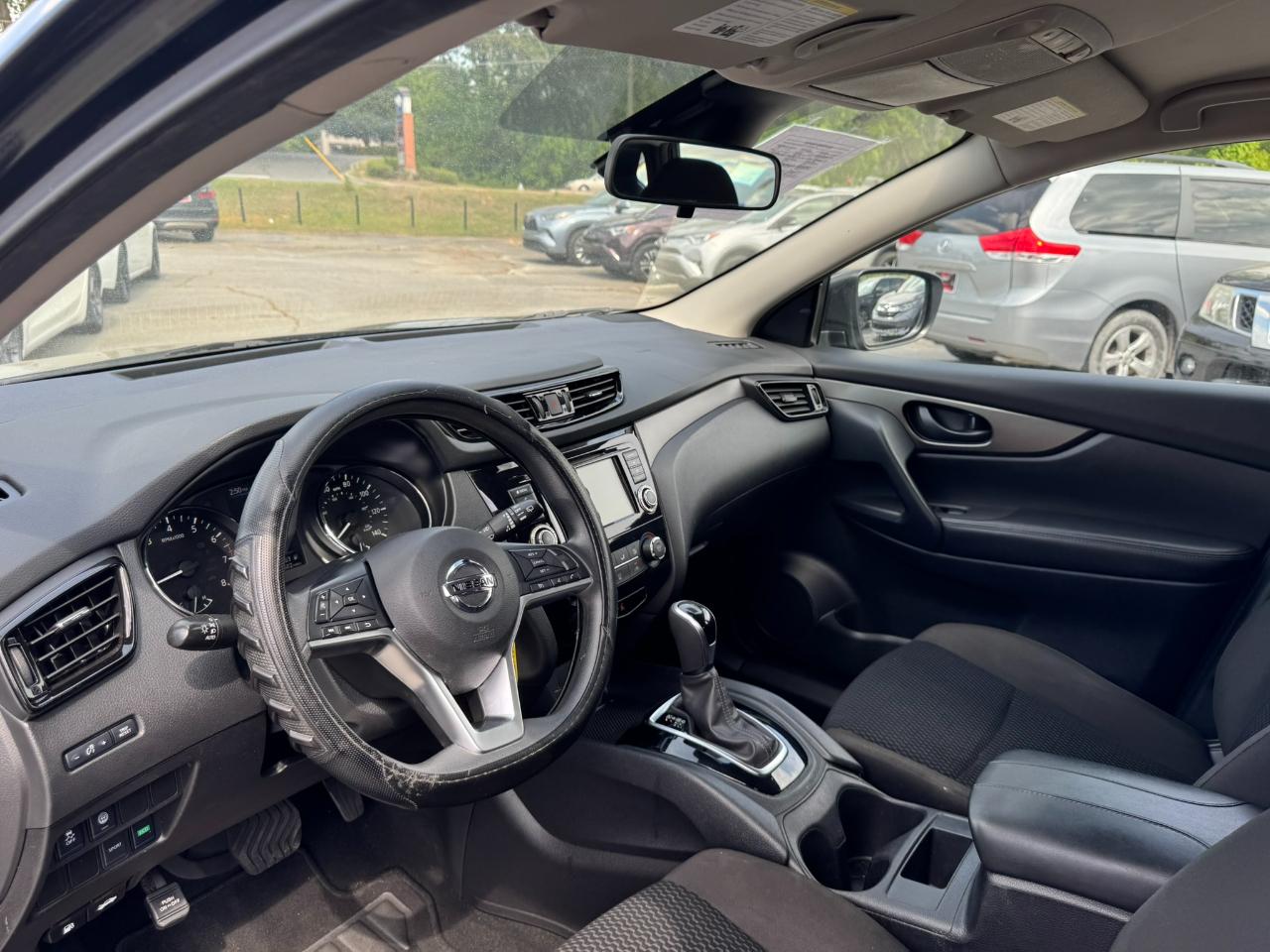 Nissan Rogue Sport FWD S 2021