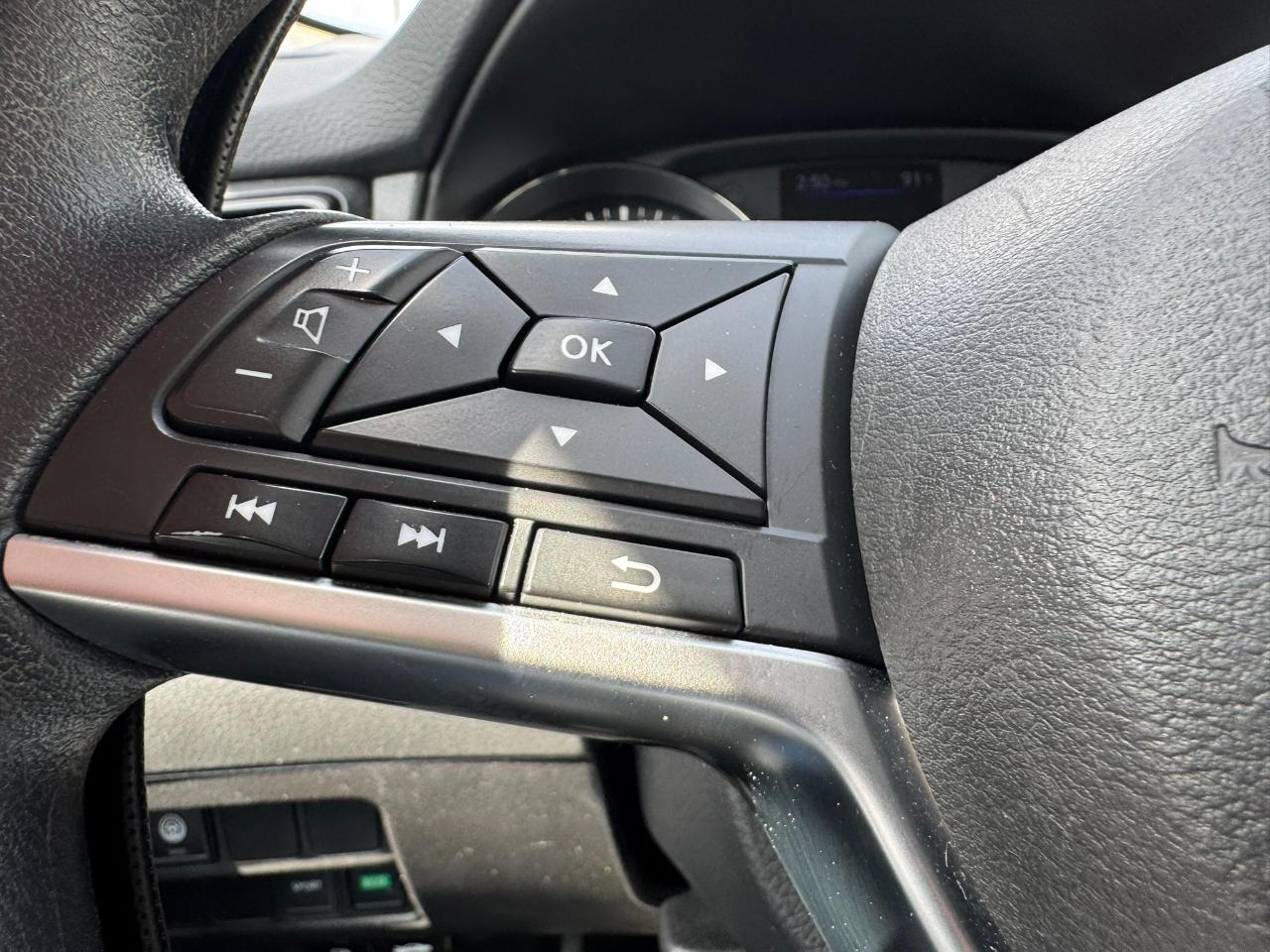 Nissan Rogue Sport FWD S 2021