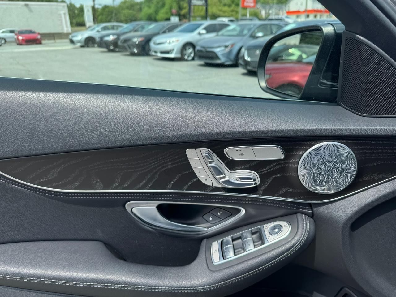 Mercedes-Benz C-Class 4dr Sdn C 300 4MATIC 2015