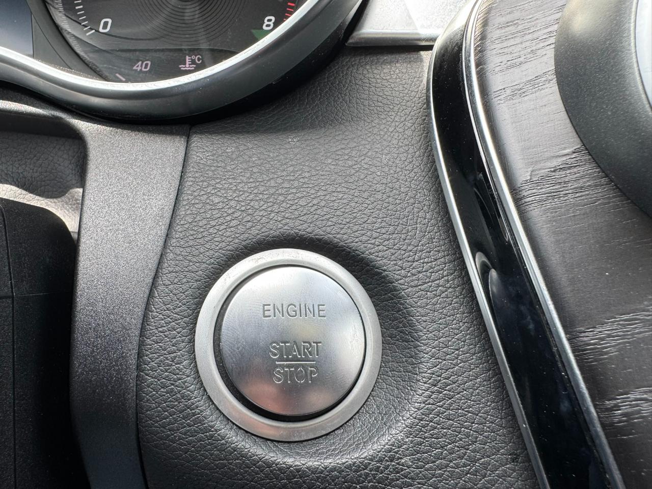 Mercedes-Benz C-Class 4dr Sdn C 300 4MATIC 2015