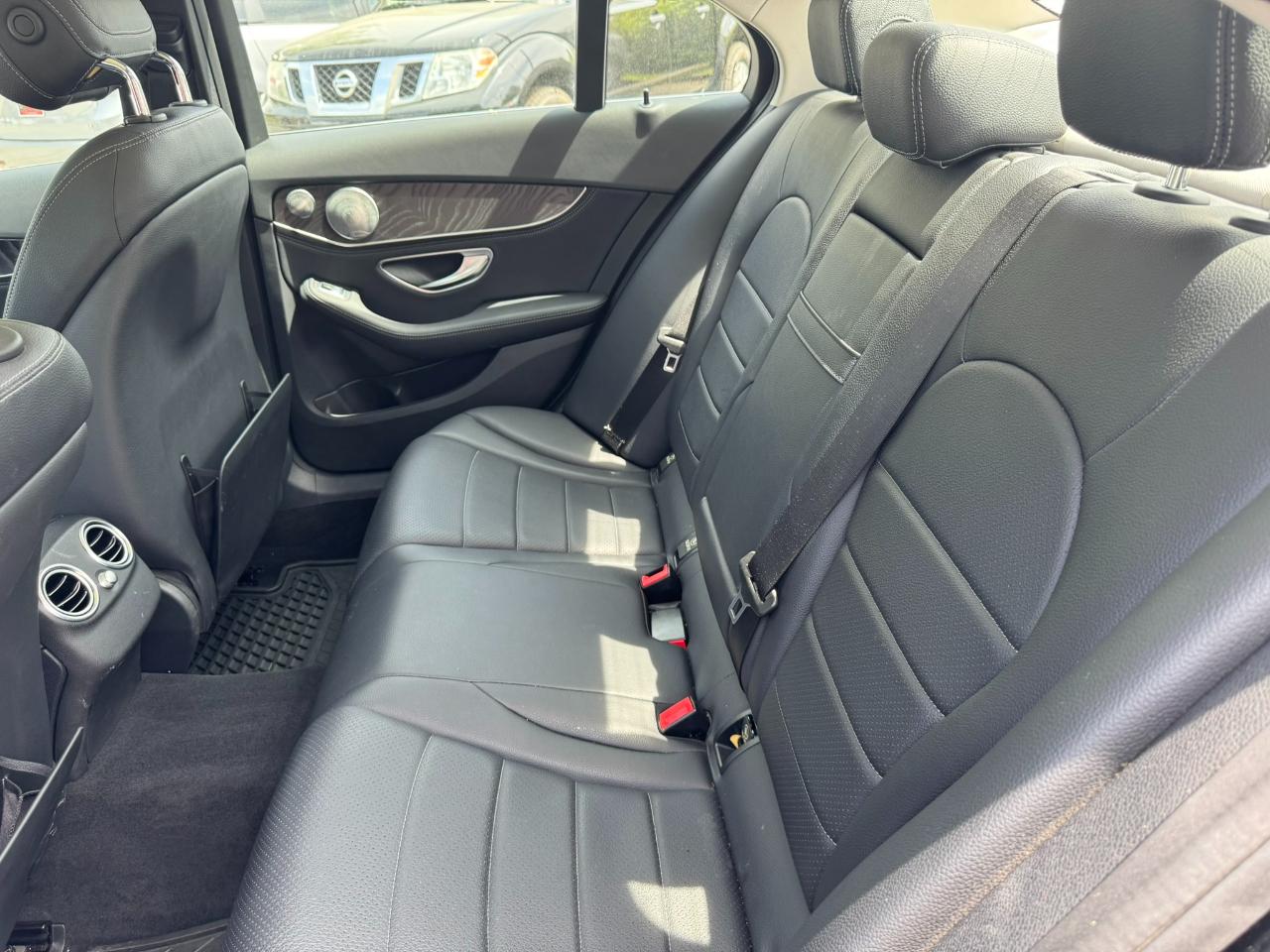 Mercedes-Benz C-Class 4dr Sdn C 300 4MATIC 2015