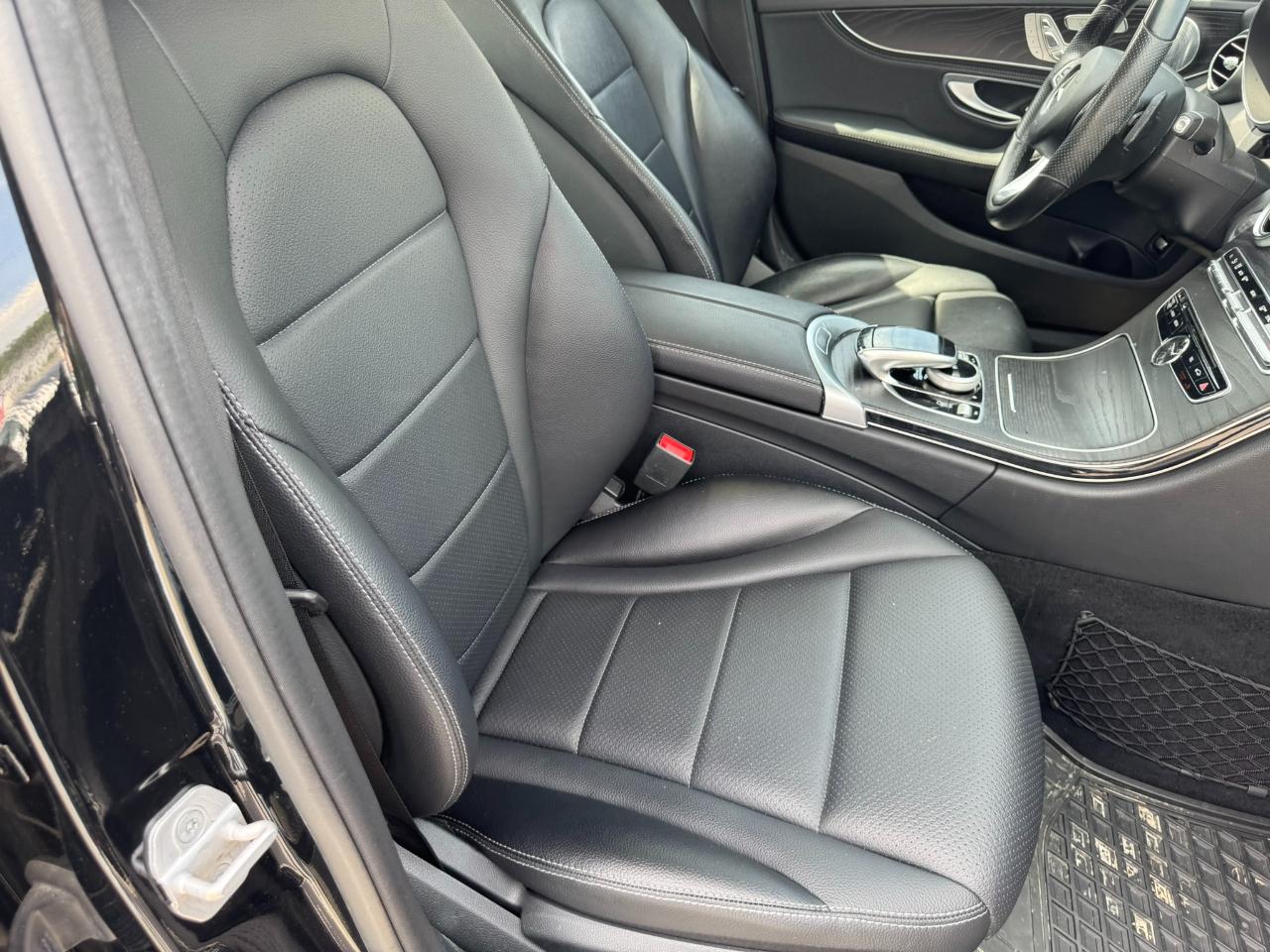 Mercedes-Benz C-Class 4dr Sdn C 300 4MATIC 2015