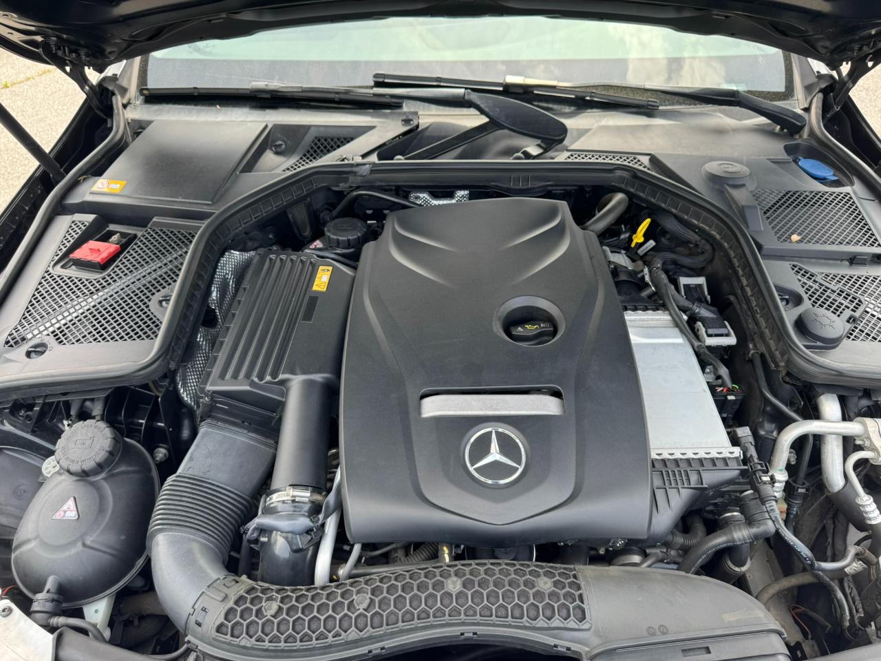 Mercedes-Benz C-Class 4dr Sdn C 300 4MATIC 2015