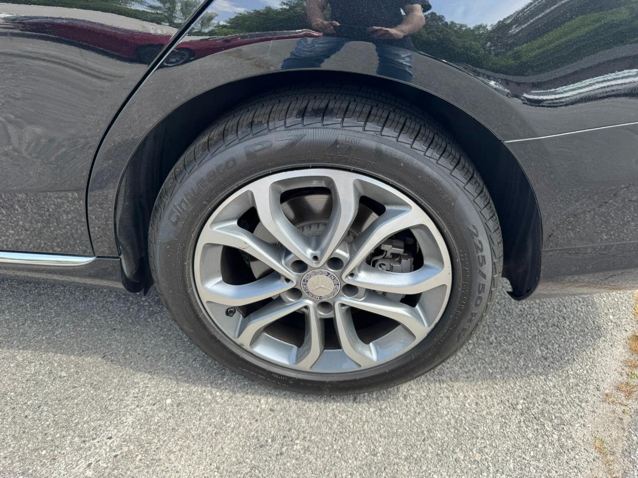 Mercedes-Benz C-Class 4dr Sdn C 300 4MATIC 2015