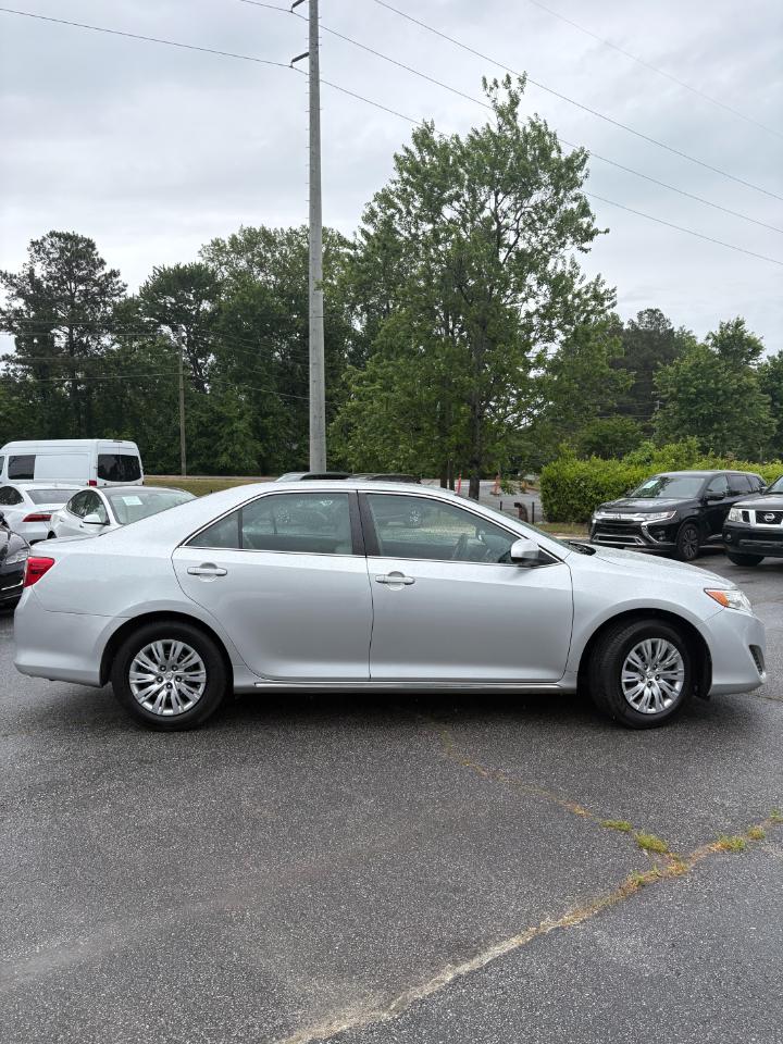 Toyota Camry 4dr Sdn I4 Auto SE Sport Limited Edition (Natl) 2012