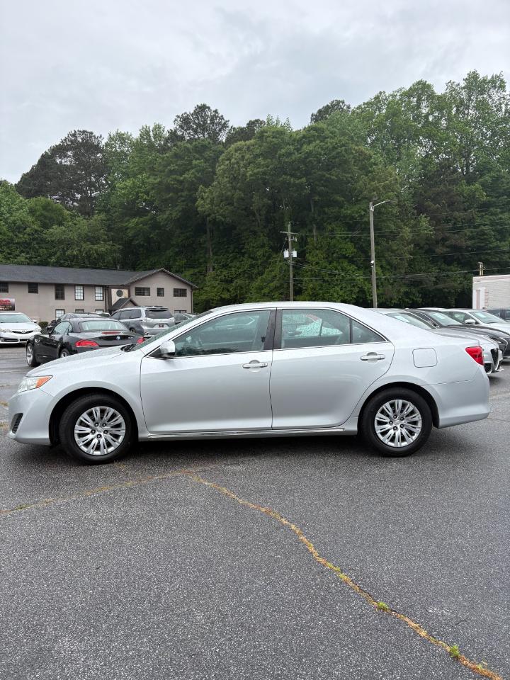 Toyota Camry 4dr Sdn I4 Auto SE Sport Limited Edition (Natl) 2012
