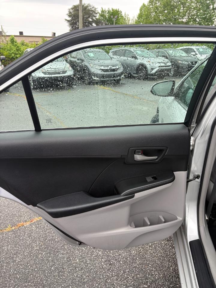 Toyota Camry 4dr Sdn I4 Auto SE Sport Limited Edition (Natl) 2012