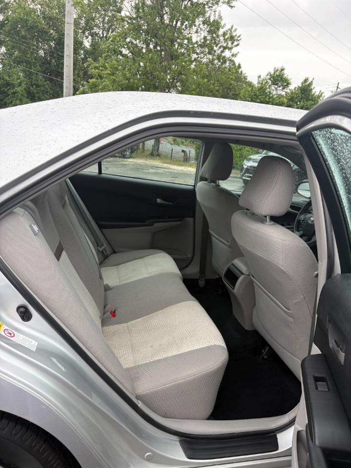 Toyota Camry 4dr Sdn I4 Auto SE Sport Limited Edition (Natl) 2012