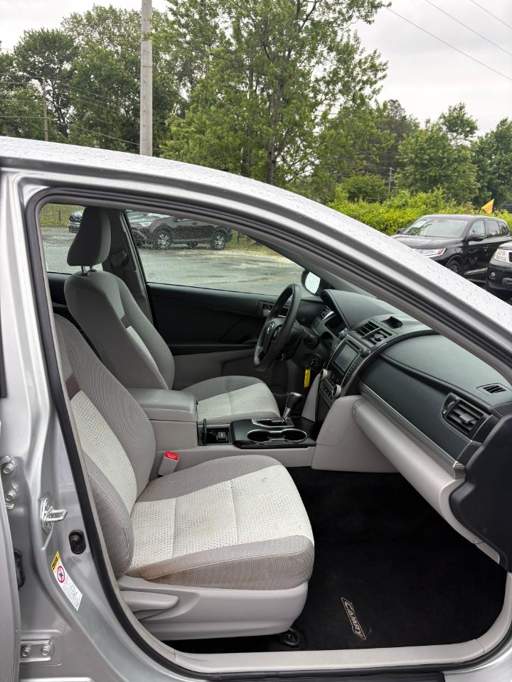 Toyota Camry 4dr Sdn I4 Auto SE Sport Limited Edition (Natl) 2012